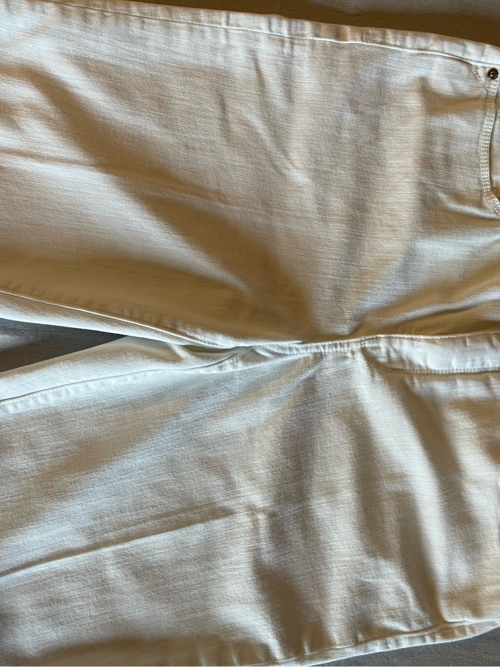 Chico's women’s  Cream Chinos girlfriend fit